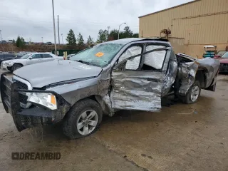 2019 Ram 1500 Tradesman z VIN 1C6RR7KMXKS725304, wystawiony jako Copart lot #84234484 z przebiegiem Nie podano mil oraz Szkoda całkowita • Salvage title. Historia ofert i sprzedaży dostępna na DreamBid. Obrazek 1.