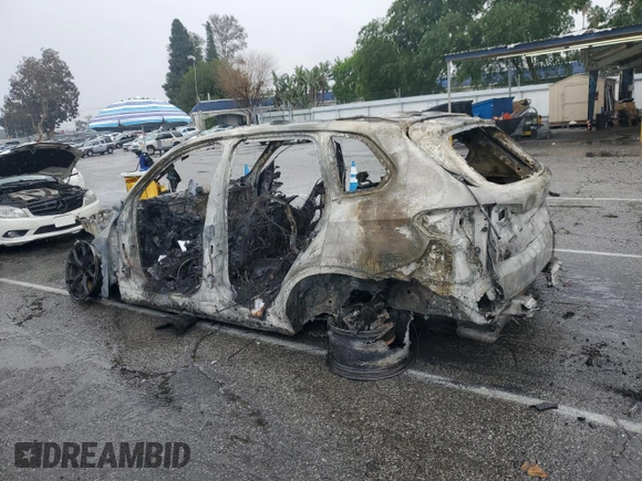 2020 BMW X5 sDrive40i with VIN 5UXCR4C01L9D46906, listed as a Copart auction lot 47888425 with Not Provided miles and Non Repairable. Bid and sale history available at DreamBid. Image 2.