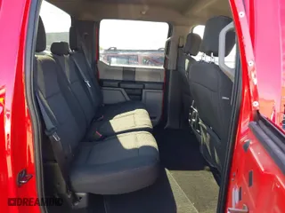 2018 Ford F-150 XL with VIN 1FTEW1C58JFA87405, listed as a IAAI auction lot 41446387 with 197,115 mi miles. Bid and sale history available at carsss.com. Image 8.