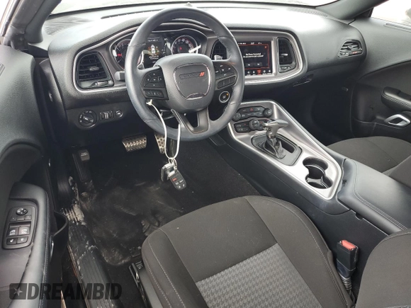 2021 Dodge Challenger R/T Scat Pack z VIN 2C3CDZFJ8MH583736, wystawiony jako Copart lot #52877825 z przebiegiem 23 693 mil mil oraz Czysty tytuł • Clean title. Historia ofert i sprzedaży dostępna na DreamBid. Obrazek 8.