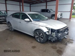 2022 Nissan Altima SV z VIN 1N4BL4DV8NN305632, wystawiony jako IAAI lot #42479827 z przebiegiem 44 579 mil mil oraz . Historia ofert i sprzedaży dostępna na DreamBid. Obrazek 1.