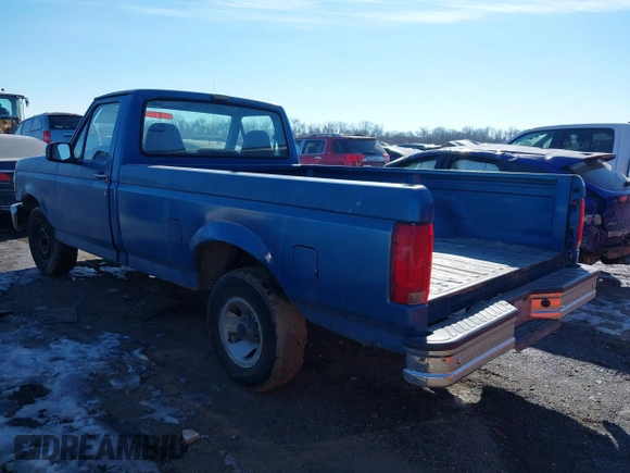 1993 Ford F-150 with VIN 2FTDF15YXPCB40600, listed as a IAAI auction lot 41405749 with 1 mi miles. Bid and sale history available at carsss.com. Image 3.