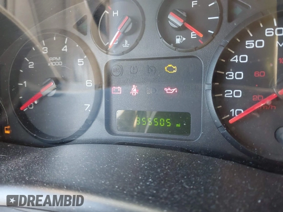 2005 Ford Freestyle SE with VIN 1FMZK01115GA81285, listed as a IAAI auction lot 41702956 with 355,505 mi miles. Bid and sale history available at carsss.com. Image 15.