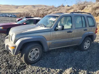 2003 Jeep Liberty Sport with VIN 1J4GL48K53W641210, listed as a Copart auction lot 44279145 with 215,498 mi miles and Clean Title. Bid and sale history available at carsss.com. Image 1.