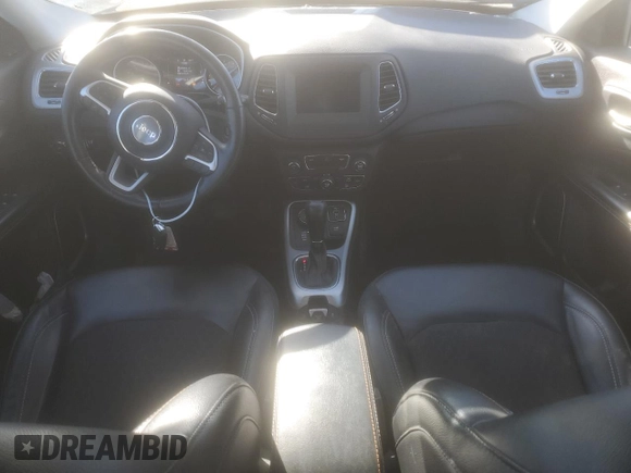 2019 Jeep Compass Latitude with VIN 3C4NJDBB1KT656853, listed as a Copart auction lot 42610565 with 25,205 mi miles and Clean Title. Bid and sale history available at carsss.com. Image 8.