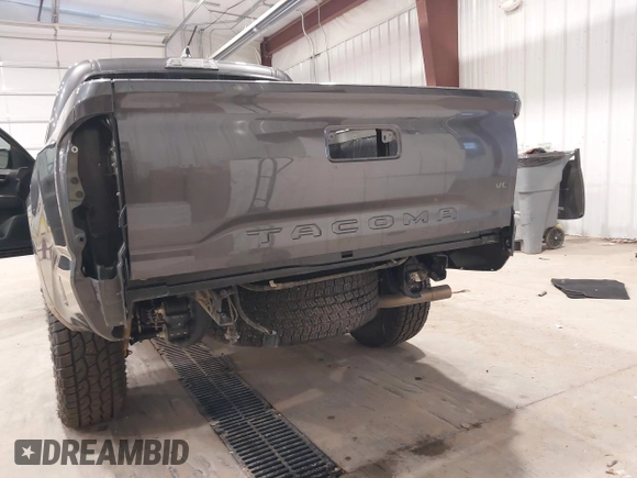 2023 Toyota Tacoma SR с VIN 3TYCZ5AN0PT178013, выставлен на аукционе IAAI как лот 42180865 с пробегом 19 355 миль миль и . История ставок и продаж доступна на DreamBid. Изображение 6.