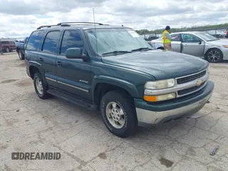 2002 Chevrolet Tahoe LT with VIN 1GNEK13Z02J193738, listed as a IAAI auction lot 42083245 with 189,156 mi miles. Bid and sale history available at carsss.com. Image 1.