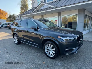 2016 Volvo XC90 T6 Momentum with VIN YV4A22PK7G1026968, listed as a Copart auction lot 77676774 with 160,222 mi miles and Clean Title. Bid and sale history available at carsss.com. Image 1.