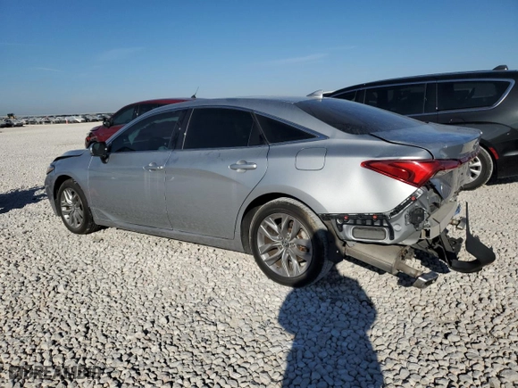 2022 Toyota Avalon XLE with VIN 4T1JZ1FB4NU077717, listed as a Copart auction lot 82772264 with 47,926 mi miles and Salvage Title. Bid and sale history available at carsss.com. Image 2.