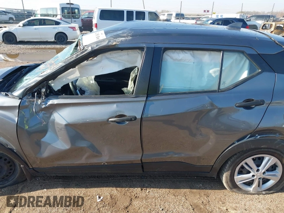 2022 Nissan Kicks S z VIN 3N1CP5BV2NL498598, wystawiony jako IAAI lot #42085165 z przebiegiem 49 872 mil mil oraz . Historia ofert i sprzedaży dostępna na DreamBid. Obrazek 14.
