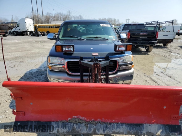 2000 GMC New Sierra 1500 SLE with VIN 1GTEK19T4YE388996, listed as a Copart auction lot 54171395 with 98,841 mi miles and Clean Title. Bid and sale history available at carsss.com. Image 5.