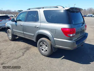 2006 Toyota Sequoia Limited with VIN 5TDBT48A76S261359, listed as a IAAI auction lot 41897236 with 263,938 mi miles. Bid and sale history available at carsss.com. Image 3.