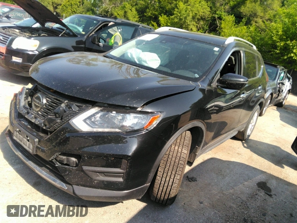 2020 Nissan Rogue SV with VIN JN8AT2MT4LW033388, listed as a IAAI auction lot 36797298 with 67,171 mi miles. Bid and sale history available at carsss.com. Image 2.