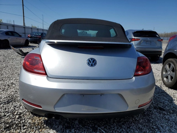 2015 Volkswagen Beetle 1.8T with VIN 3VW517AT8FM810709, listed as a Copart auction lot 48065314 with 61,924 mi miles and Salvage title. Bid and sale history available at DreamBid. Image 6.