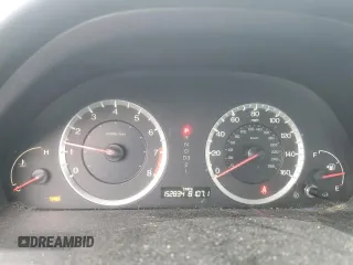2009 Honda Accord LX-P with VIN 1HGCP26439A152751, listed as a Copart auction lot 60191995 with 152,834 mi miles and Salvage title. Bid and sale history available at DreamBid. Image 9.