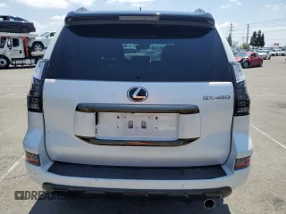 2023 Lexus GX 460 z VIN JTJSM7BX6P5342949, wystawiony jako Copart lot #55026575 z przebiegiem 25 959 mil mil oraz Tytuł czysty. Historia ofert i sprzedaży dostępna na DreamBid. Obrazek 6.