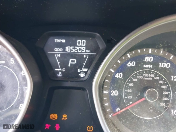 2012 Hyundai Elantra Limited with VIN 5NPDH4AE5CH069804, listed as a IAAI auction lot 42017607 with 185,209 mi miles. Bid and sale history available at carsss.com. Image 7.