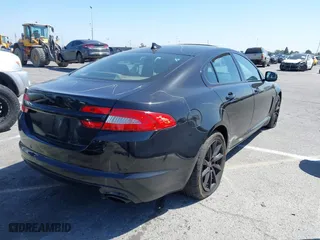 2015 Jaguar XF I4 T Premium with VIN SAJWA0FS3FPU67589, listed as a IAAI auction lot 41991616 with 94,794 mi miles. Bid and sale history available at carsss.com. Image 4.
