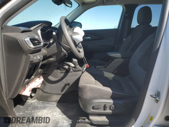 2021 Chevrolet TrailBlazer LT with VIN KL79MPSL9MB136520, listed as a Copart auction lot 48891395 with 66,691 mi miles and Salvage Title. Bid and sale history available at DreamBid. Image 7.