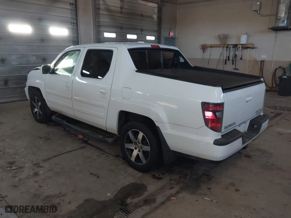 2014 Honda Ridgeline SE with VIN 5FPYK1F6XEB010582, listed as a IAAI auction lot 41641803 with 69,923 mi miles. Bid and sale history available at carsss.com. Image 3.