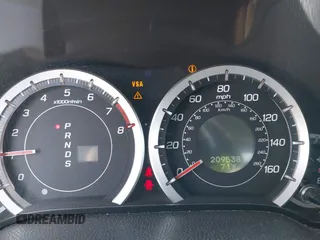 2010 Acura TSX z VIN JH4CU2F60AC018358, wystawiony jako IAAI lot #42667015 z przebiegiem 209 538 mil mil oraz . Historia ofert i sprzedaży dostępna na DreamBid. Obrazek 7.