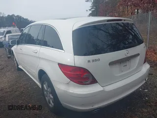 2007 Mercedes-Benz R 3.5L with VIN 4JGCB65E67A053042, listed as a IAAI auction lot 41497759 with 107,104 mi miles. Bid and sale history available at carsss.com. Image 3.