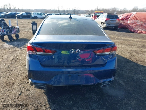 2019 Hyundai Sonata Sport with VIN 5NPE34AFXKH792154, listed as a IAAI auction lot 41328069 with 68,504 mi miles. Bid and sale history available at carsss.com. Image 16.