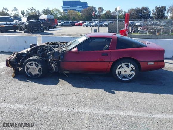1989 Chevrolet Corvette with VIN 1G1YY2180K5102974, listed as a IAAI auction lot 41808694 with 1 mi miles. Bid and sale history available at carsss.com. Image 14.