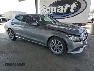 2016 Mercedes-Benz C 300 z VIN 55SWF4JB3GU112592, wystawiony jako Copart lot #60568945 z przebiegiem 43 017 mil mil oraz Szkoda całkowita • Salvage title. Historia ofert i sprzedaży dostępna na DreamBid. Obrazek 4.