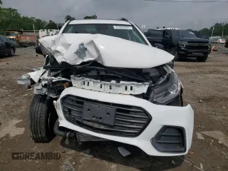2020 Chevrolet Trax LT with VIN 3GNCJLSB7LL230367, listed as a Copart auction lot 57222255 with 26,180 mi miles and Salvage title. Bid and sale history available at DreamBid. Image 5.
