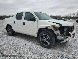 2013 Honda Ridgeline Sport with VIN 5FPYK1F75DB013672, listed as a Copart auction lot 47930245 with 175,093 mi miles and Salvage Title. Bid and sale history available at carsss.com. Image 4.