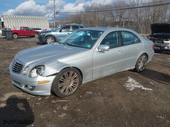 2007 Mercedes-Benz E-Class 3.5L with VIN WDBUF56X67B075042, listed as a IAAI auction lot 41533273 with 142,864 mi miles. Bid and sale history available at carsss.com. Image 17.