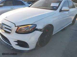 2017 Mercedes-Benz E-Class E 300 Luxury with VIN WDDZF4JB1HA151096, listed as a IAAI auction lot 41439955 with 113,407 mi miles. Bid and sale history available at carsss.com. Image 6.