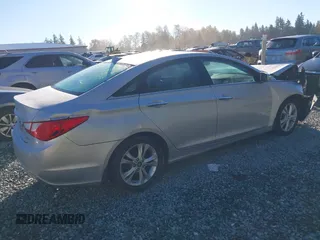 2011 Hyundai Sonata SE with VIN 5NPEC4AC4BH174401, listed as a IAAI auction lot 40522163 with 183,594 mi miles. Bid and sale history available at carsss.com. Image 4.