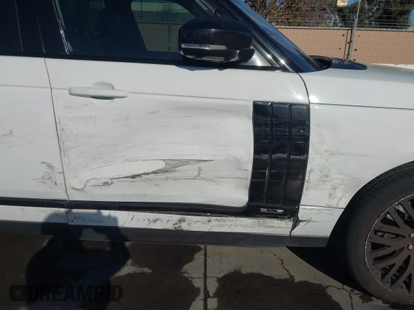 2014 Land Rover Range Rover Supercharged with VIN SALGS3TF5EA167734, listed as a IAAI auction lot 41436025 with 141,694 mi miles and . Bid and sale history available at DreamBid. Image 6.