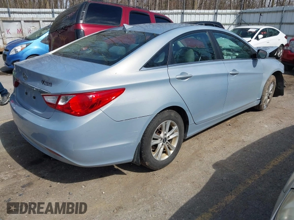 2013 Hyundai Sonata GLS with VIN 5NPEB4AC7DH789028, listed as a IAAI auction lot 41827734 with 135,624 mi miles and . Bid and sale history available at carsss.com. Image 4.