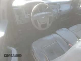 2012 Ford F-150 XL с VIN 1FTMF1CM0CKD75092, выставлен на аукционе Copart как лот 41412725 с пробегом 136 454 миль миль и Списание • Salvage title. История ставок и продаж доступна на DreamBid. Изображение 8.