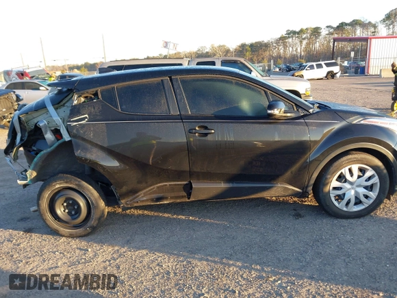 2021 Toyota C-HR LE with VIN NMTKHMBX6MR132085, listed as a IAAI auction lot 41446078 with 29,121 mi miles. Bid and sale history available at carsss.com. Image 14.