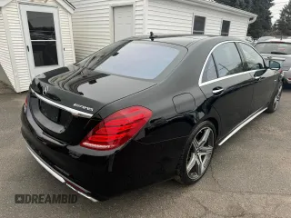 2016 Mercedes-Benz S-Class AMG S 63 with VIN WDDUG7JB6GA243201, listed as a Copart auction lot 86297544 with 88,290 mi miles and Clean Title. Bid and sale history available at carsss.com. Image 3.