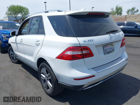 2015 Mercedes-Benz M 350 with VIN 4JGDA5HB1FA616659, listed as a IAAI auction lot 42168546 with 136,890 mi miles and . Bid and sale history available at DreamBid. Image 3.