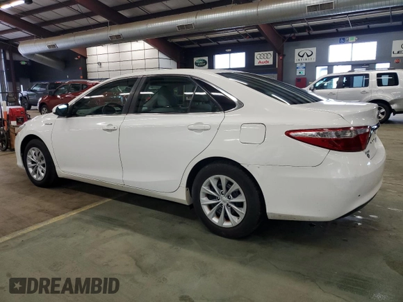 2015 Toyota Camry LE with VIN 4T1BD1FK4FU151142, listed as a Copart auction lot 55999835 with 282,000 mi miles and Clean Title. Bid and sale history available at DreamBid. Image 2.