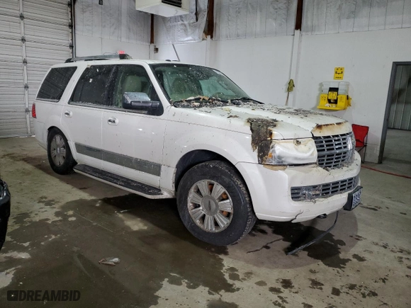 2009 Lincoln Navigator with VIN 5LMFU28549LJ00455, listed as a Copart auction lot 41838355 with 0 mi miles and Salvage Title. Bid and sale history available at carsss.com. Image 4.