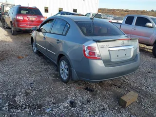 2011 Nissan Sentra SR with VIN 3N1AB6AP0BL620594, listed as a IAAI auction lot 40940532 with 166,721 mi miles and . Bid and sale history available at DreamBid. Image 3.