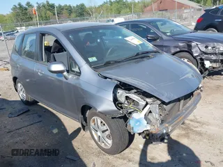 2008 Honda Fit z VIN JHMGD38458S068675, wystawiony jako IAAI lot #42240978 z przebiegiem 117 092 mil mil oraz . Historia ofert i sprzedaży dostępna na DreamBid. Obrazek 1.