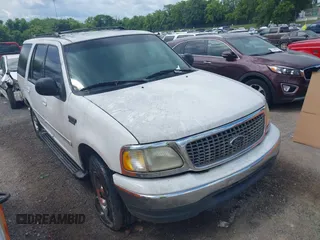 2000 Ford Expedition XLT z VIN 1FMRU1561YLA36462, wystawiony jako IAAI lot #42732923 z przebiegiem Nie podano mil oraz . Historia ofert i sprzedaży dostępna na DreamBid. Obrazek 1.