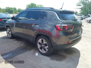 2020 Jeep Compass Limited with VIN 3C4NJCCBXLT114497, listed as a IAAI auction lot 42255213 with 126,059 mi miles and . Bid and sale history available at DreamBid. Image 3.