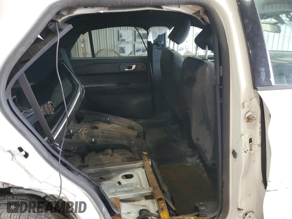2021 Ford Explorer z VIN 1FM5K8AC7MNA08480, wystawiony jako Copart lot #77784154 z przebiegiem Nie podano mil oraz Szkoda całkowita • Salvage title. Historia ofert i sprzedaży dostępna na DreamBid. Obrazek 10.
