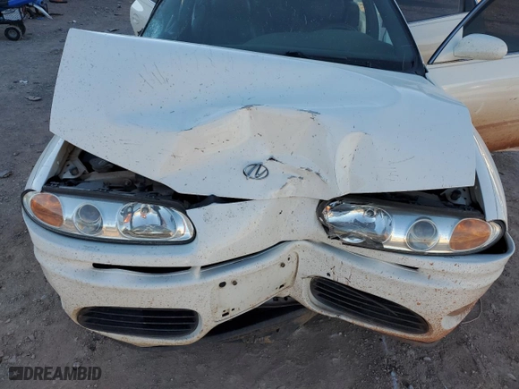 2002 Oldsmobile Aurora with VIN 1G3GR64H024127902, listed as a Copart auction lot 86681674 with 0 mi miles and Salvage Title. Bid and sale history available at carsss.com. Image 13.