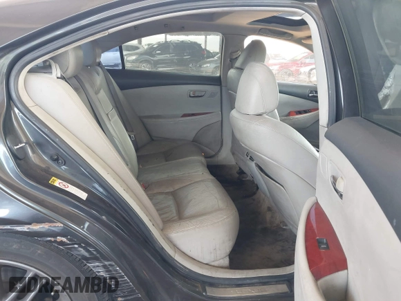 2007 Lexus ES 350 with VIN JTHBJ46G272115620, listed as a IAAI auction lot 41929493 with 183,481 mi miles. Bid and sale history available at carsss.com. Image 8.