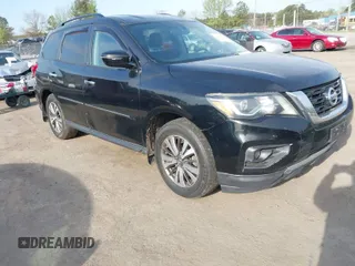 2017 Nissan Pathfinder SV with VIN 5N1DR2MM7HC651986, listed as a IAAI auction lot 42012621 with 379,678 mi miles. Bid and sale history available at carsss.com. Image 1.